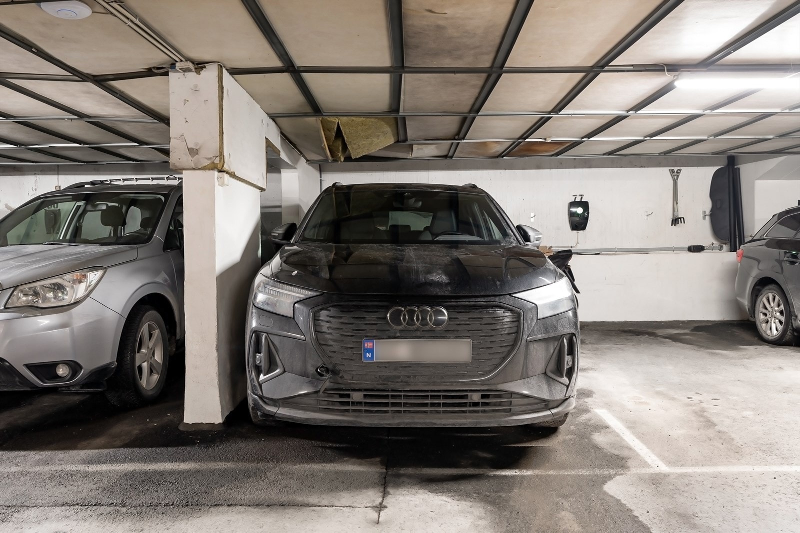 Garasjeplass Galleribilde