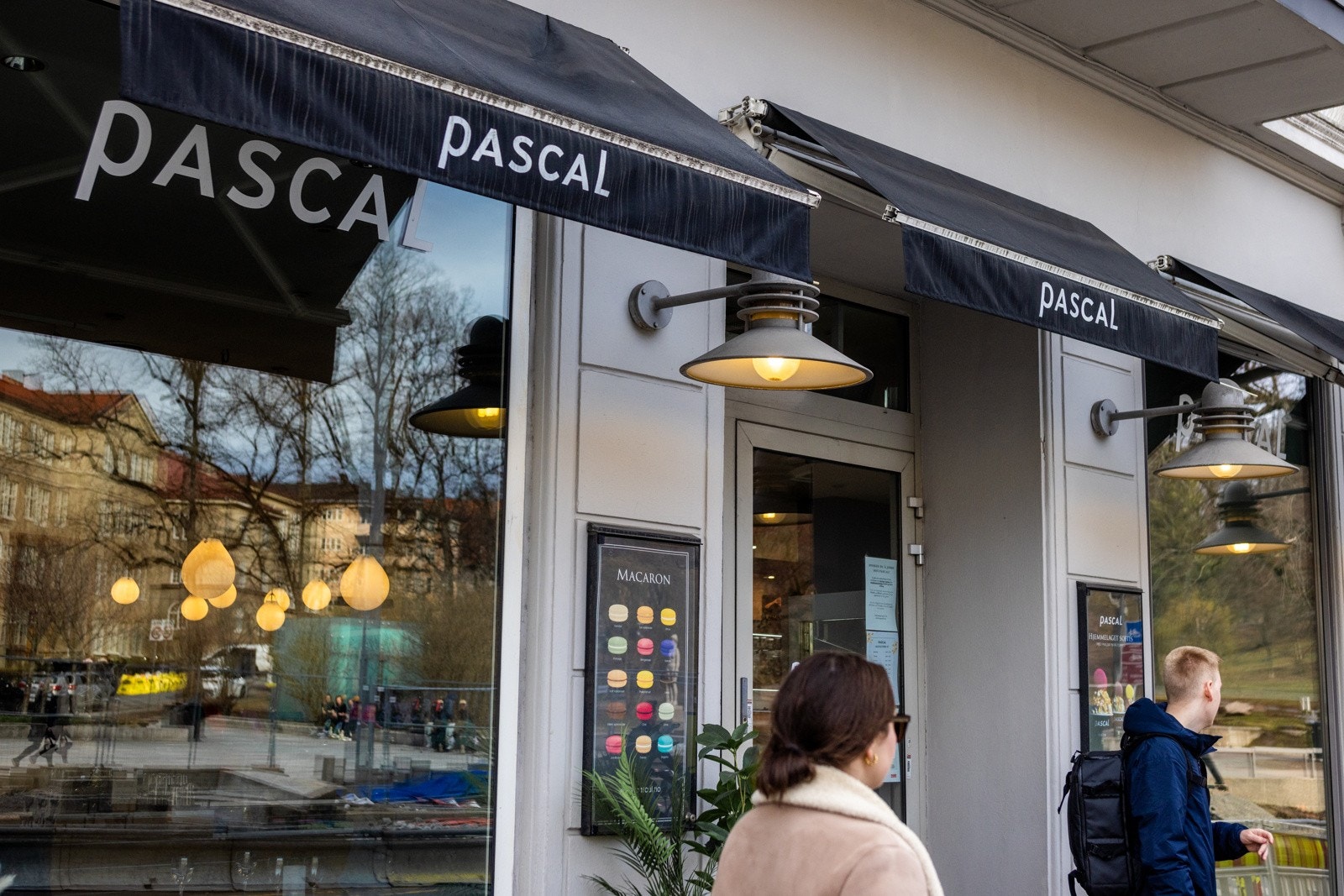 Det florer med steder å ta seg en kaffe eller nyte søtsaker i området. Her finner du blant annet populære Pascal i nabolaget! Galleribilde