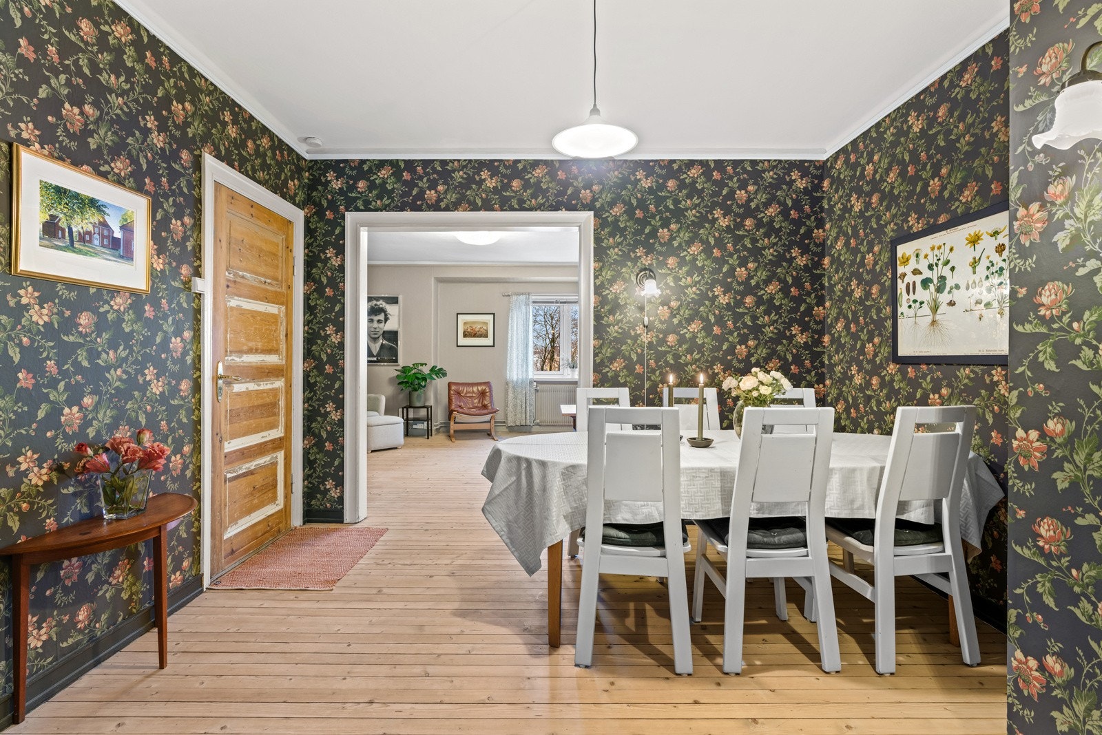 Både fyring, varmtvann og bredbånd er inkludert i felleskostnadene. Galleribilde