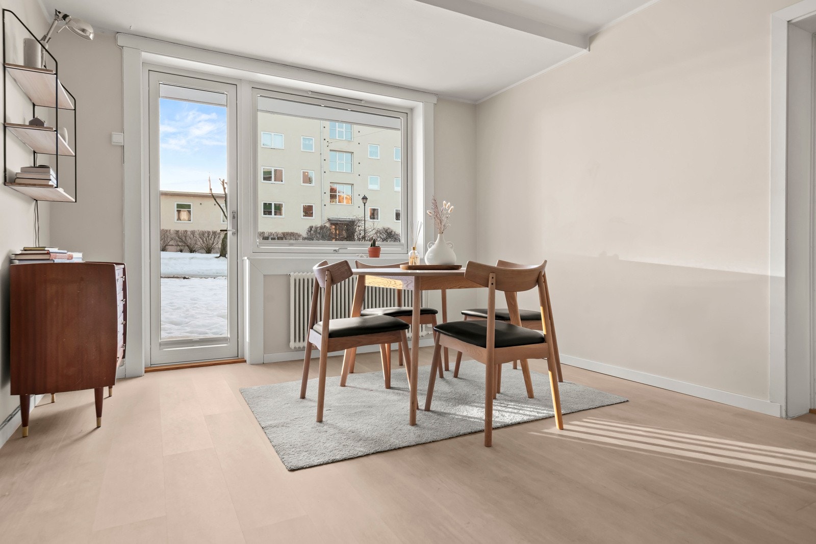 Her kan du invitere venner og familie til hyggelige selskap. Galleribilde