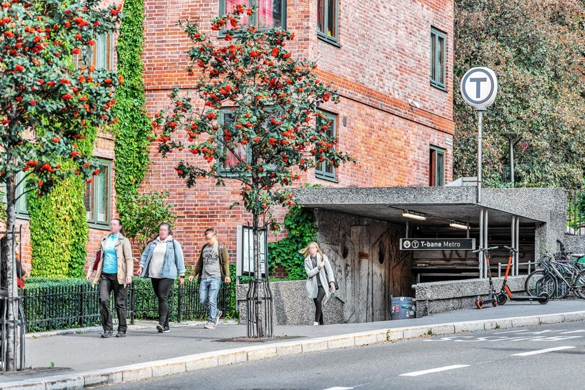 Kort vei til T-banen. Galleribilde