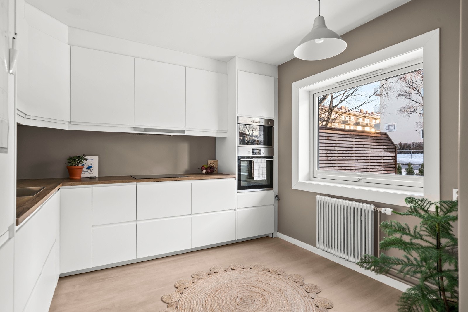 Alt i alt et svært funksjonelt og godt kjøkken som innbyr til gode matopplevelser. Galleribilde