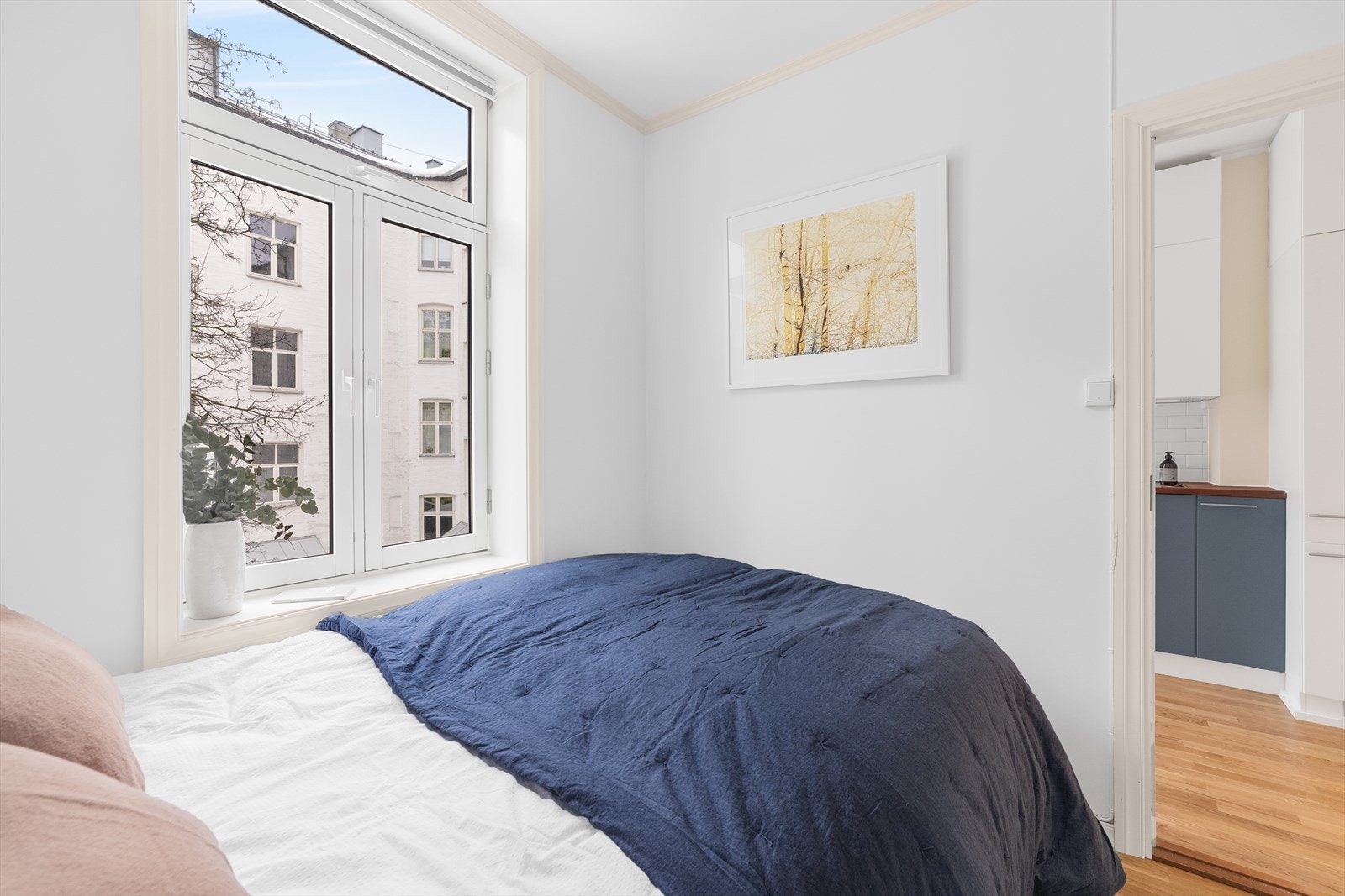 Soverommet er vendt mot rolige omgivelser Galleribilde