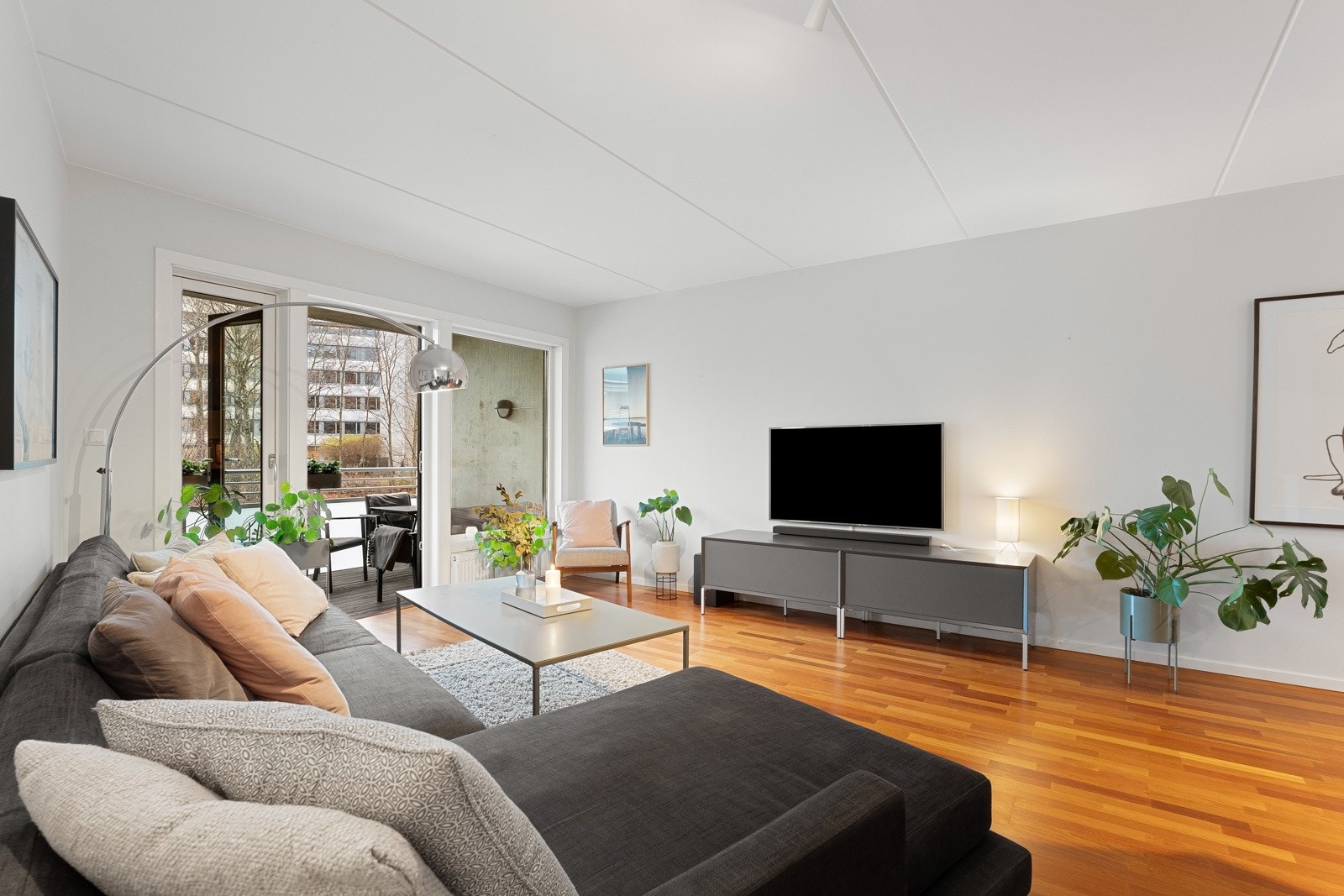 Oppvarming via radiatorer. Galleribilde