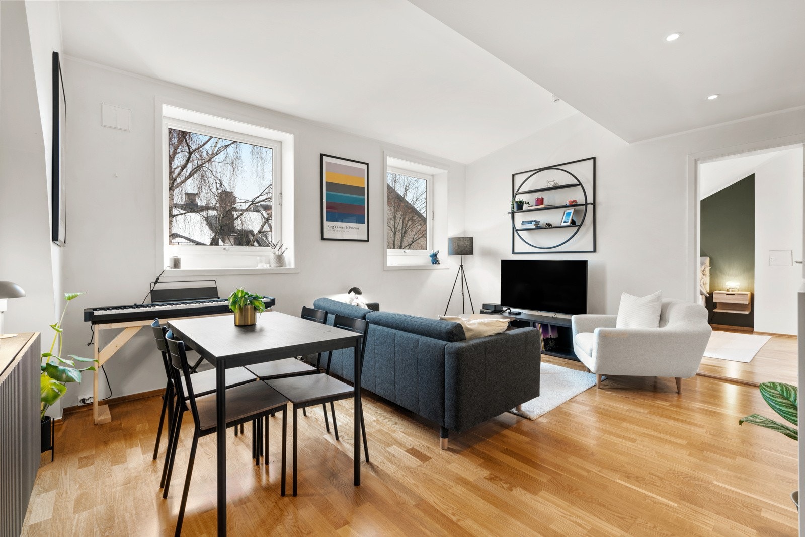 Hele bygården inkl. alle leilighetene ble renovert i 2007 av en utbygger. Borettslaget ble også stiftet da og solgt ut. Galleribilde