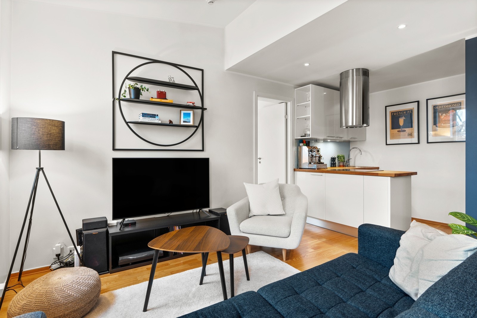 Ta kontakt for å avtale privatvisning dersom oppsatt visning ikke passer. Galleribilde