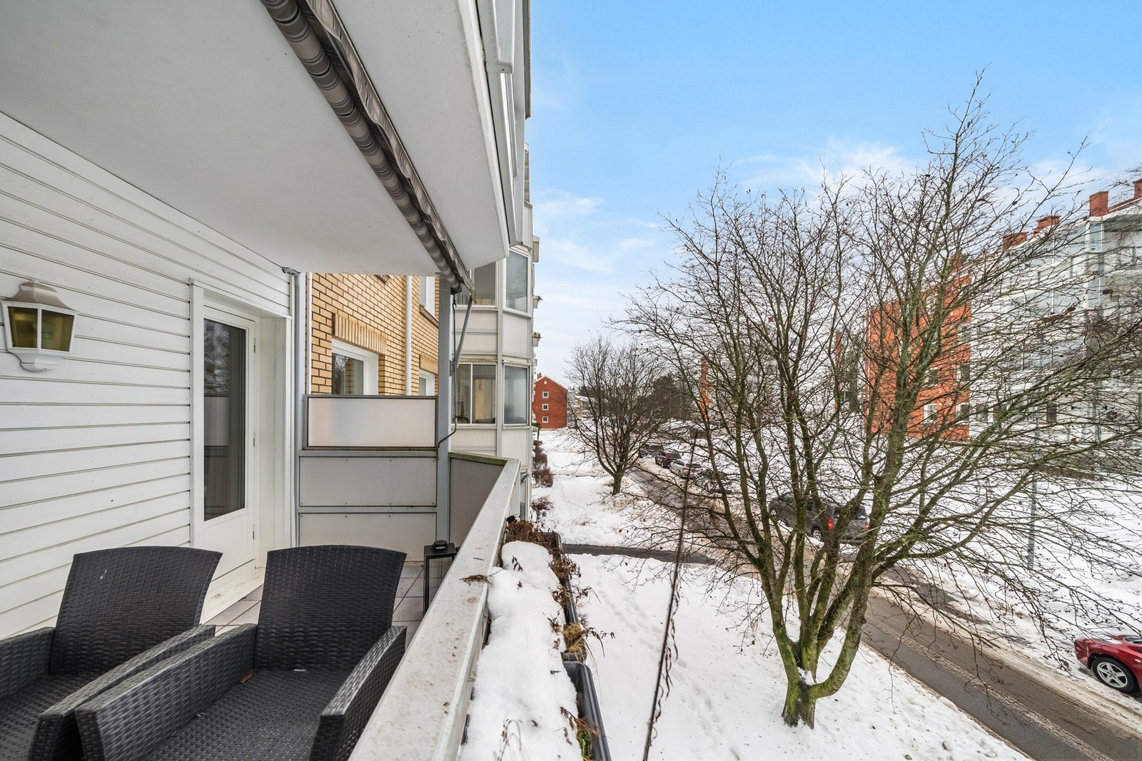 Balkongen er det perfekte stedet for å nyte utendørslivet i fredelige omgivelser! Galleribilde