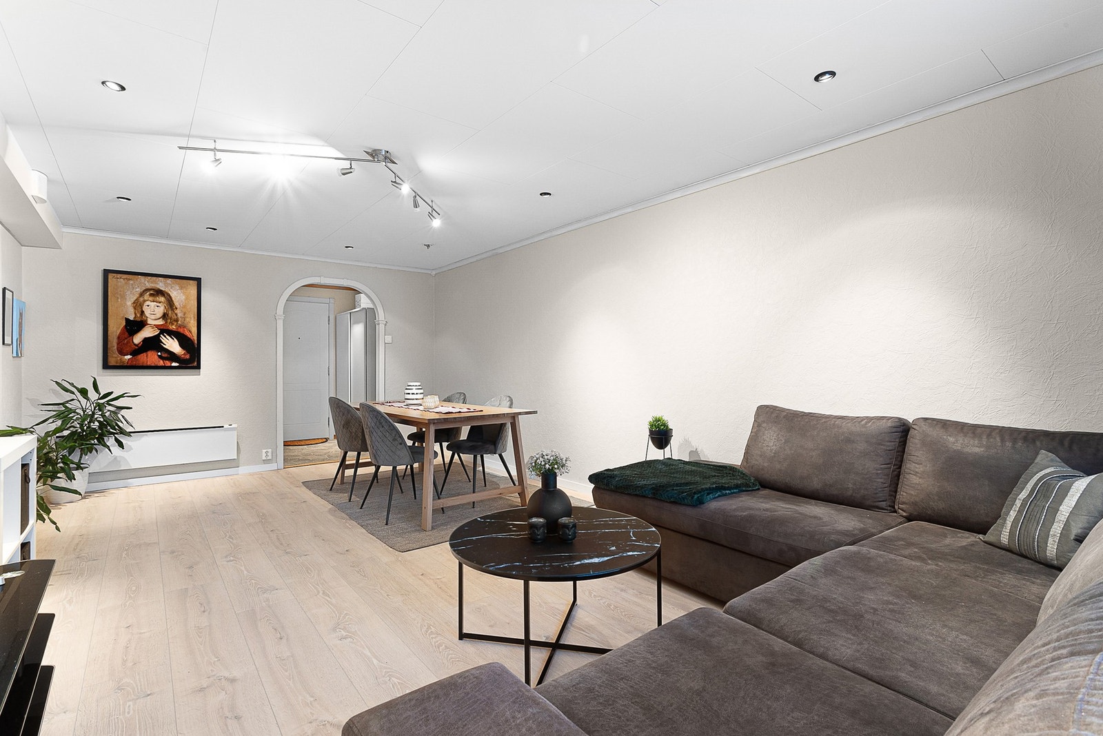 Lys og trivelig leilighet Galleribilde