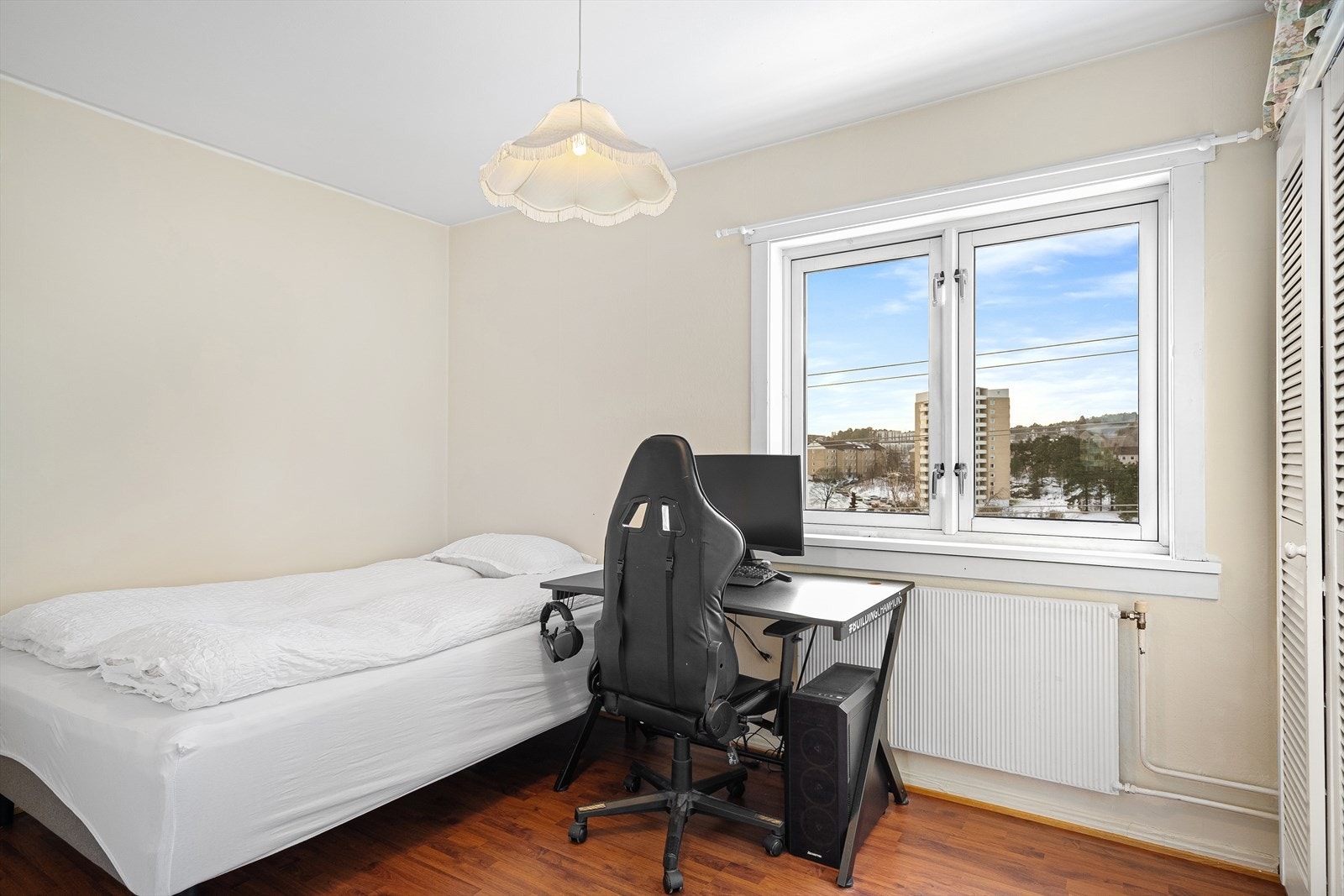 Leiligheten inneholder to soverom av god størrelse Galleribilde