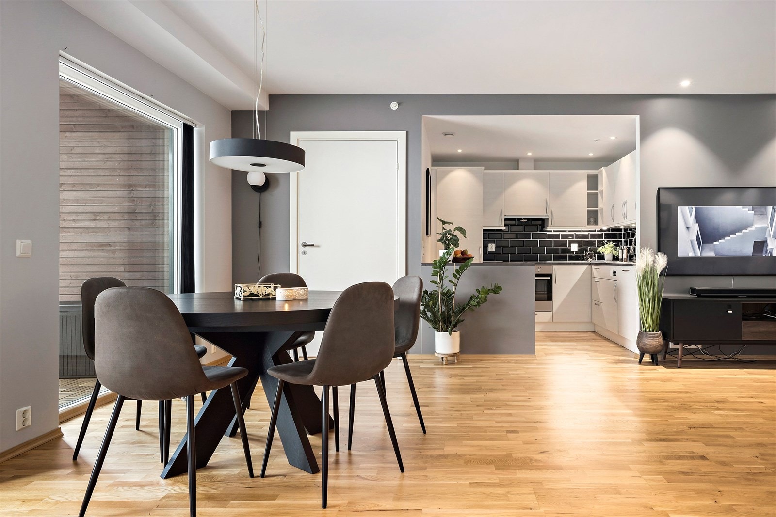 Velkommen til Ole Tobias Olsens Borettslag og denne flotte leiligheten! Galleribilde