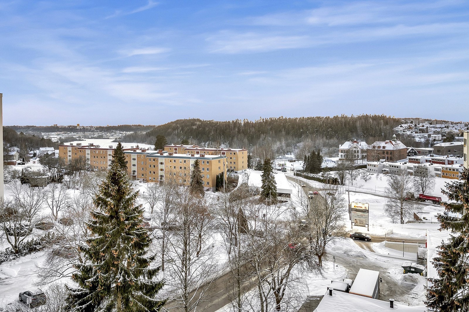 Høyt og fritt, med usjenert utsikt fra balkongen. Galleribilde