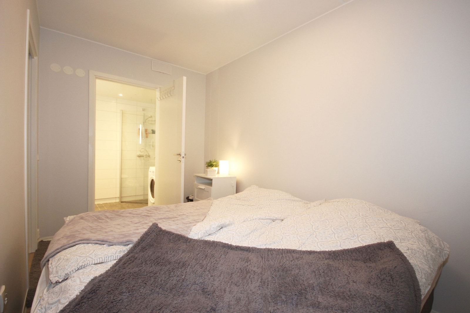 Soverom med plass til dobbelseng! Galleribilde