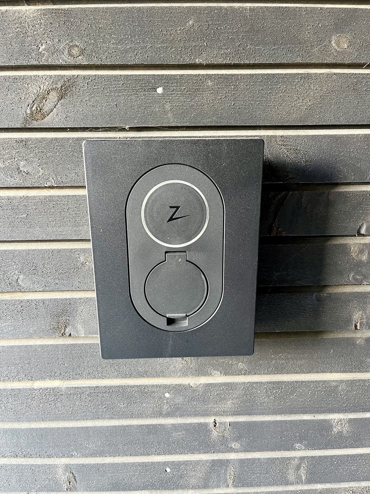 Montert el-billader Galleribilde