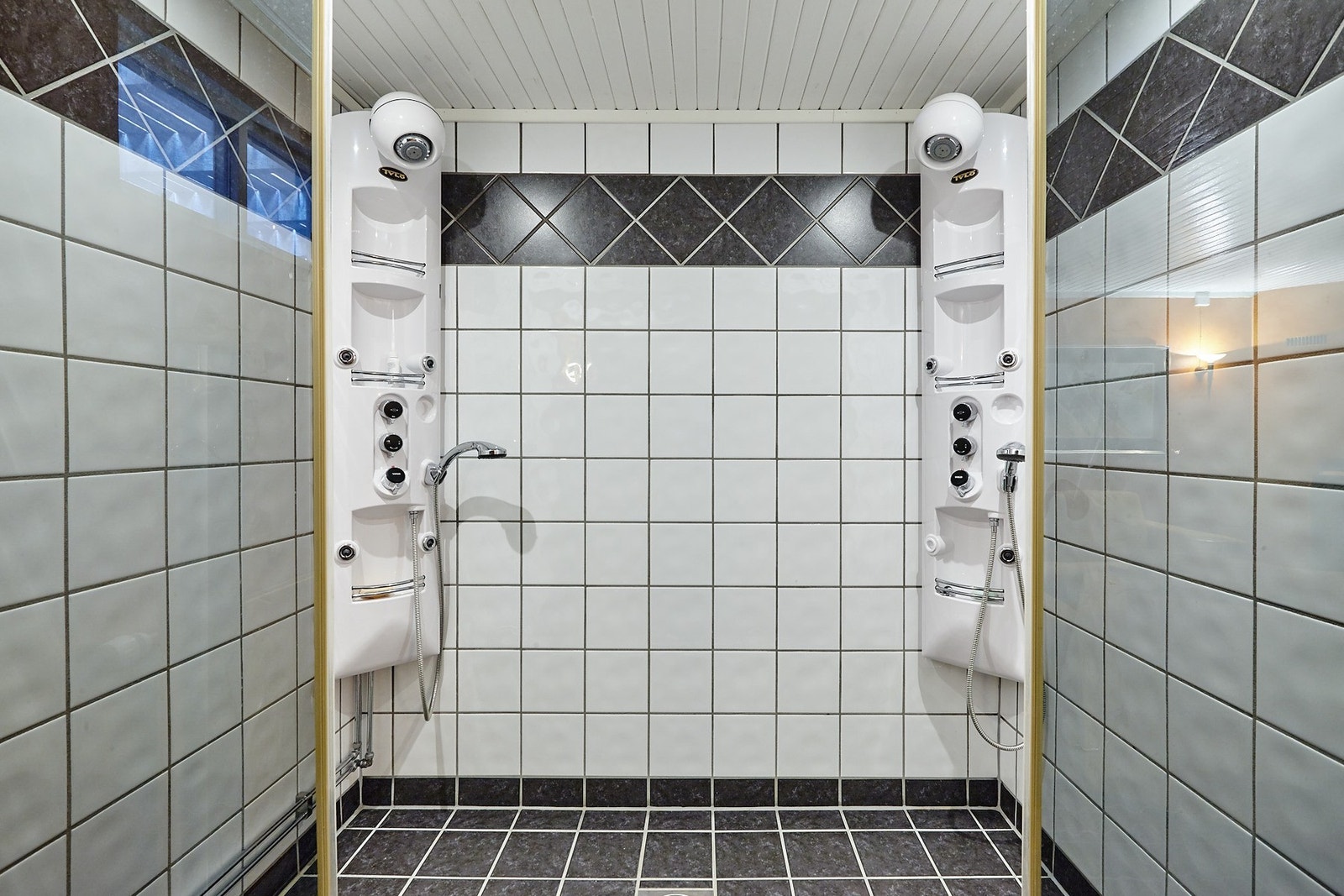 Dobbeldusj. Galleribilde