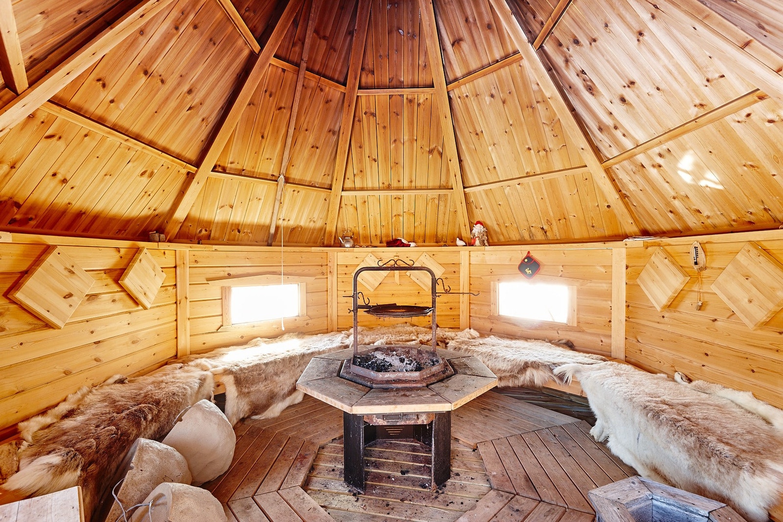 Koselig grillhytte. Her kan man tilbringe hyggelige stunder. Galleribilde