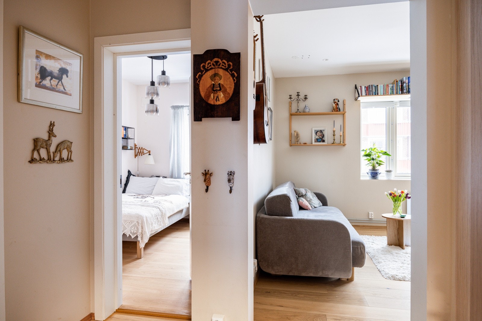 Kjekt å vite er at varmtvann, fyring og internett er inkludert i felleskostnadene. Galleribilde