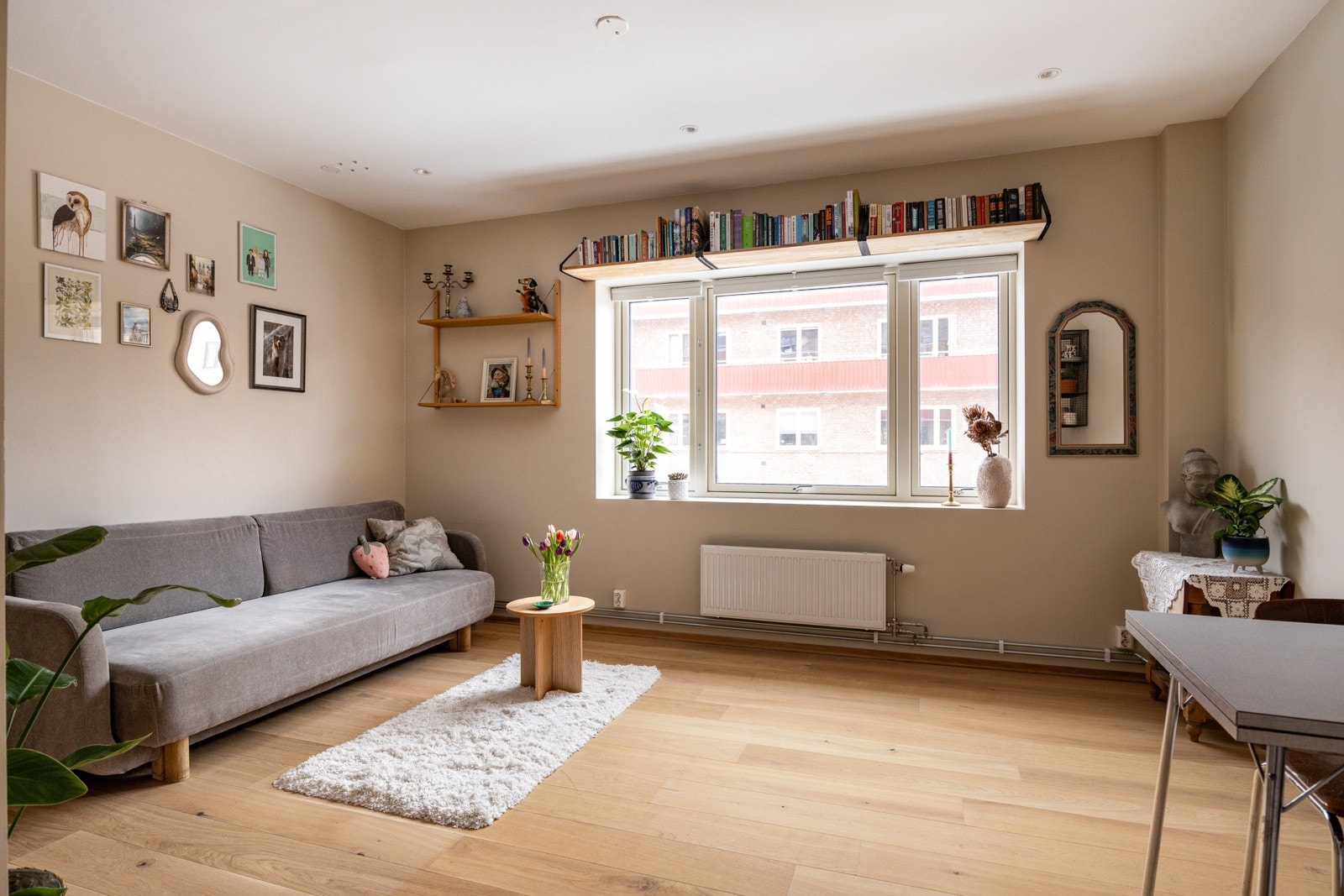 Velkommen til Sandefjordgata 2A! Presentert av Anders Wekre ved EIE eiendomsmegling. Galleribilde