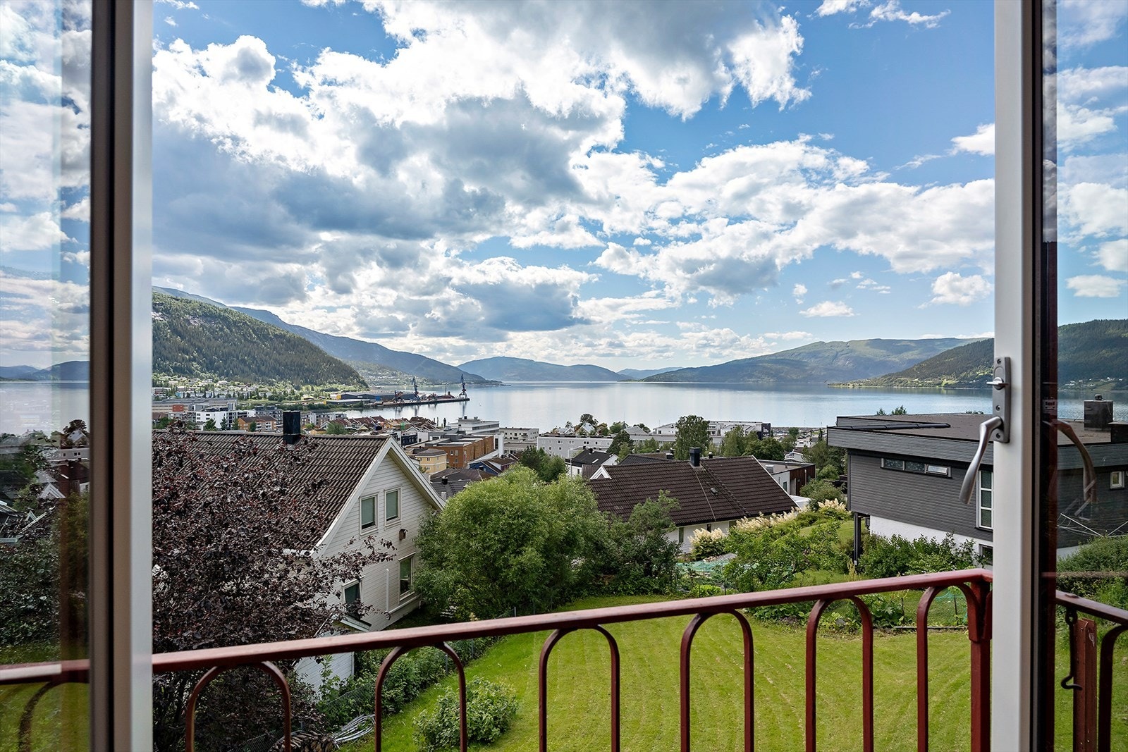 Her kan fjordutsikten nytes. Galleribilde