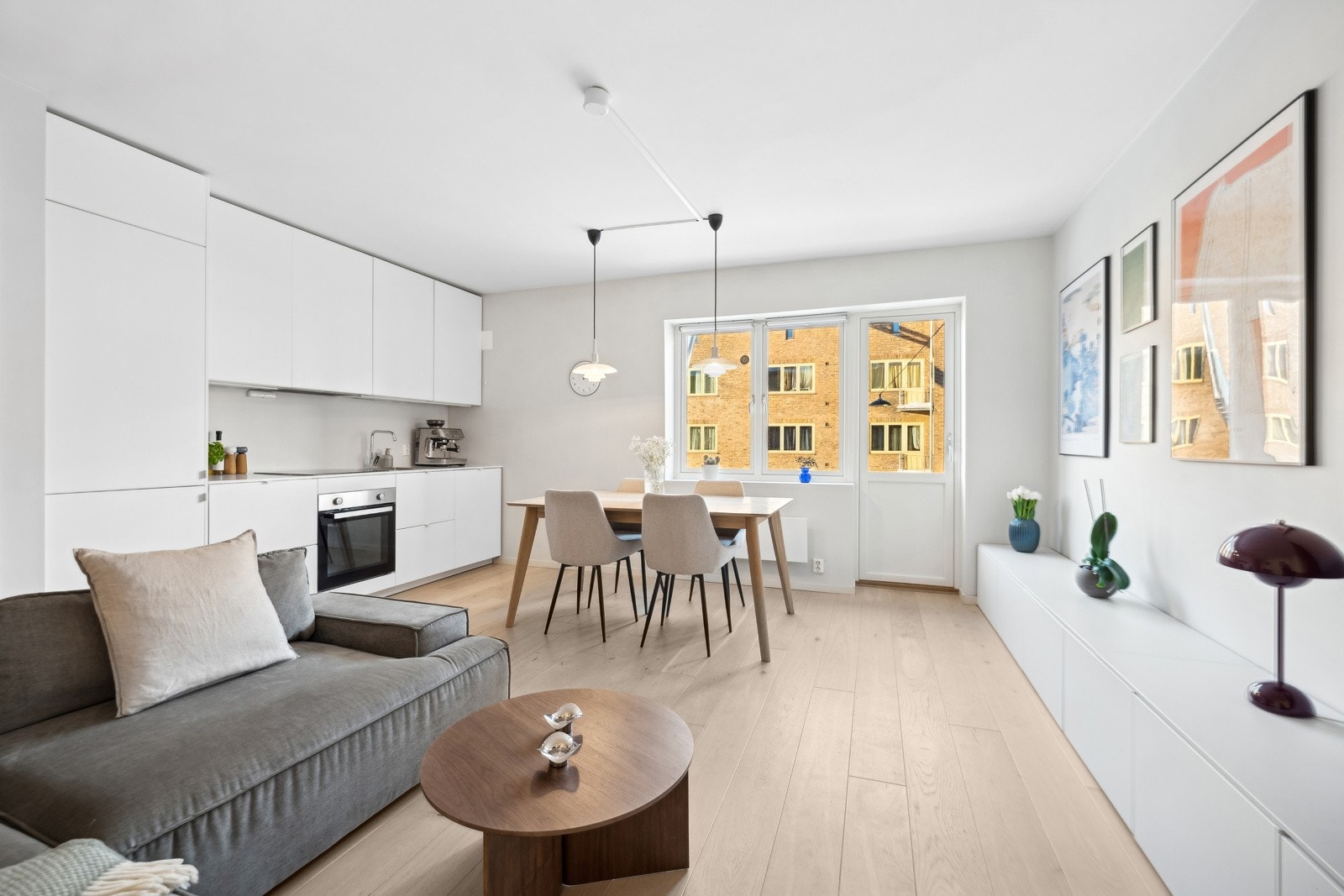 Velkommen til Edvard Griegs allé 27! Galleribilde