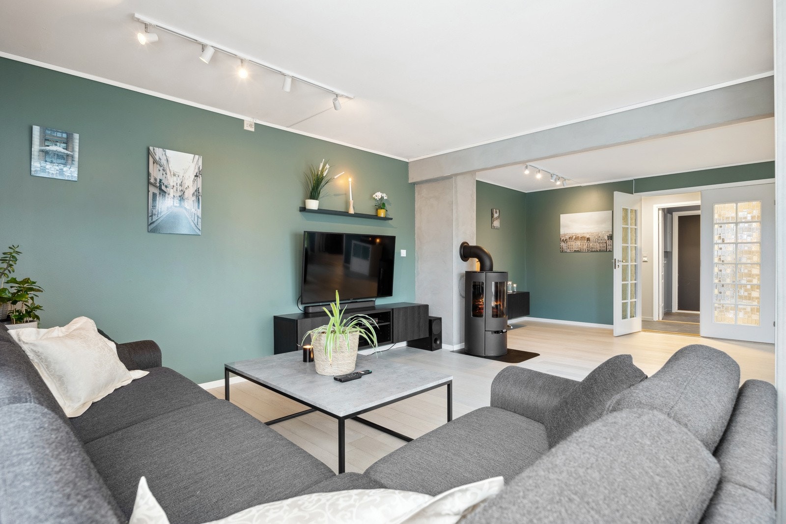 Her kan du slappe av med familien eller i større selskap. Galleribilde