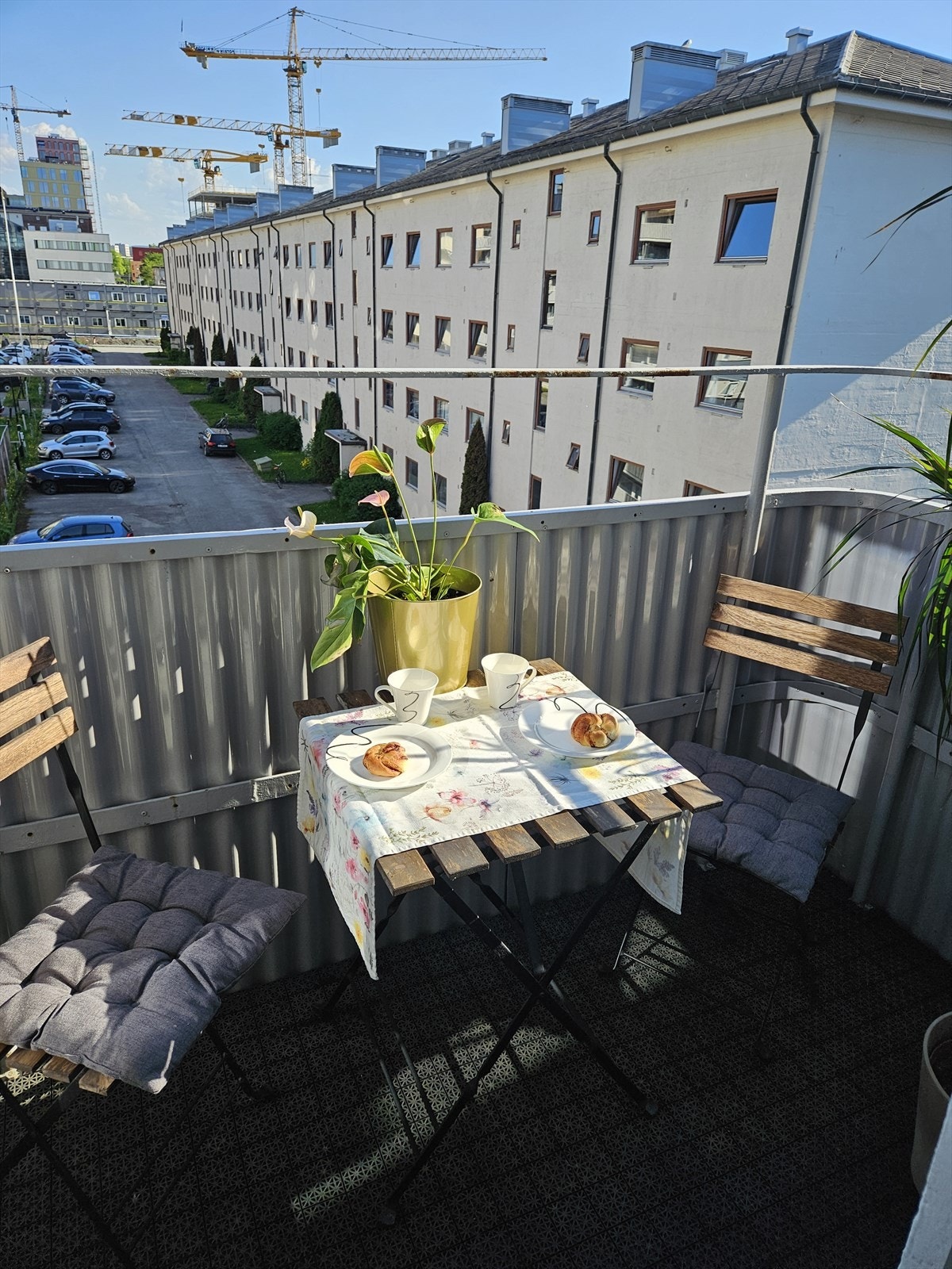 Her kan du nyte solen både på dagen og kvelden. Galleribilde