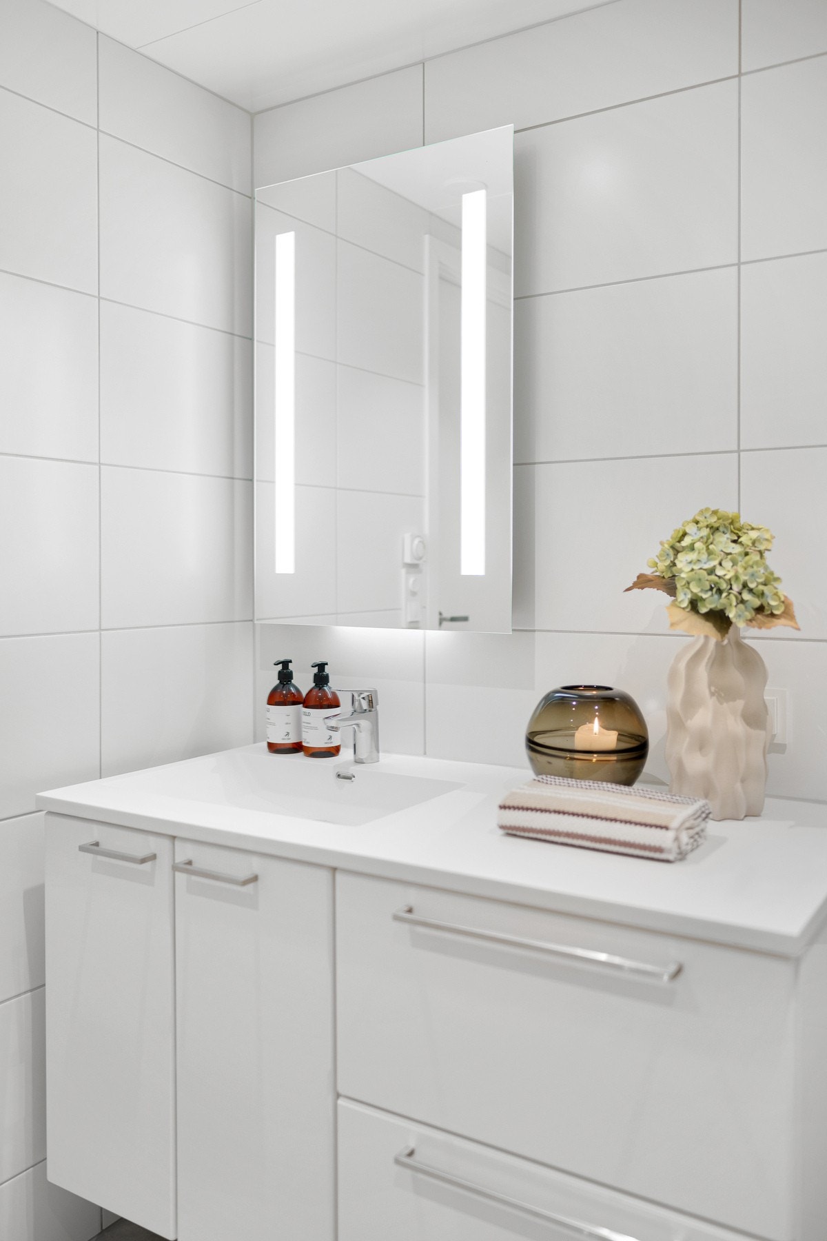 Lys og moderne innredning. Galleribilde