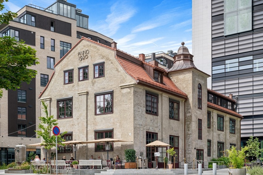 Labratoriet - Restaurant med pub i andre etg. med Shuffel board, storskjerm, quiz m.m. Galleribilde