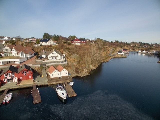 Det foreligger detaljreguleringsplan som gjelder for begge disse tomtene. Galleribilde