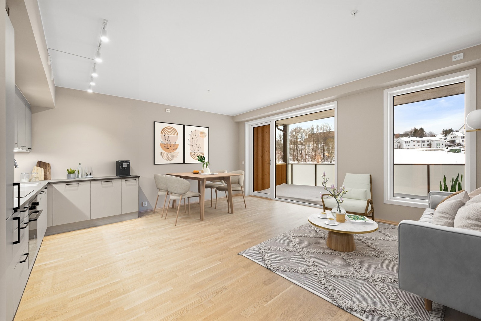 Stuen er malt i Macchiato - en rødaktig beige tone. Galleribilde