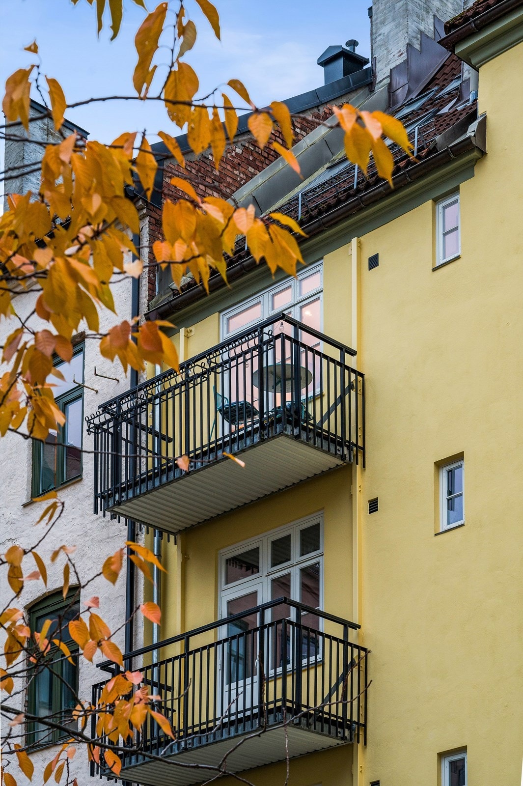 Øverste balkongen tilhører leiligheten. Galleribilde