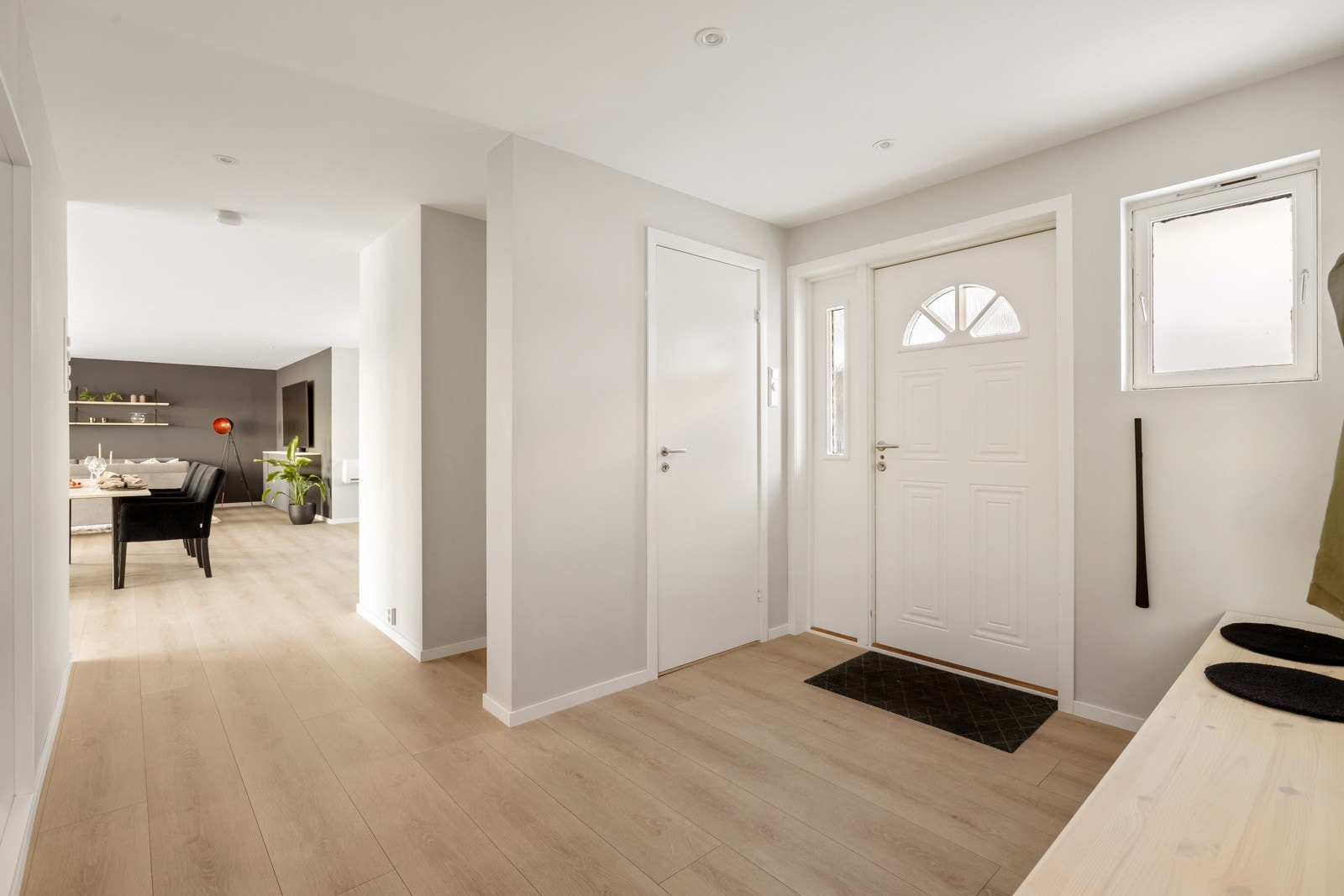 Gangen tar oss også ned mot boligens underetasje. Galleribilde