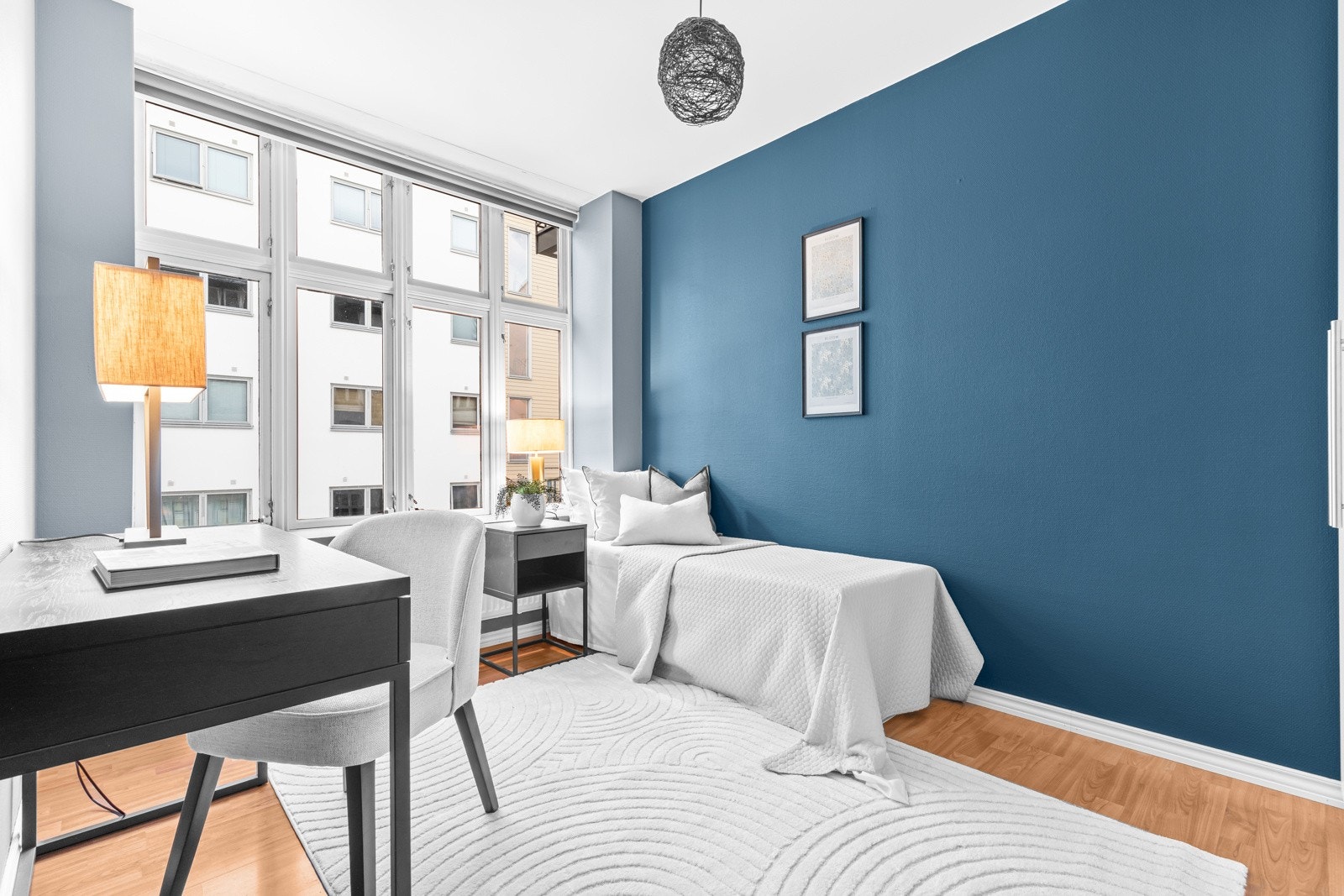 Soverom ll egner seg ypperlig som barnerom, gjesterom eller hjemmekontor. Galleribilde