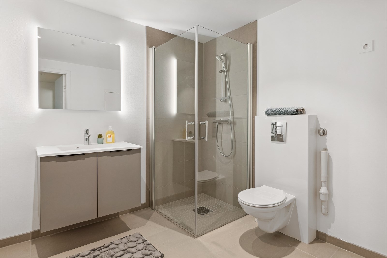 Baderom beliggende i 1. etg. Galleribilde