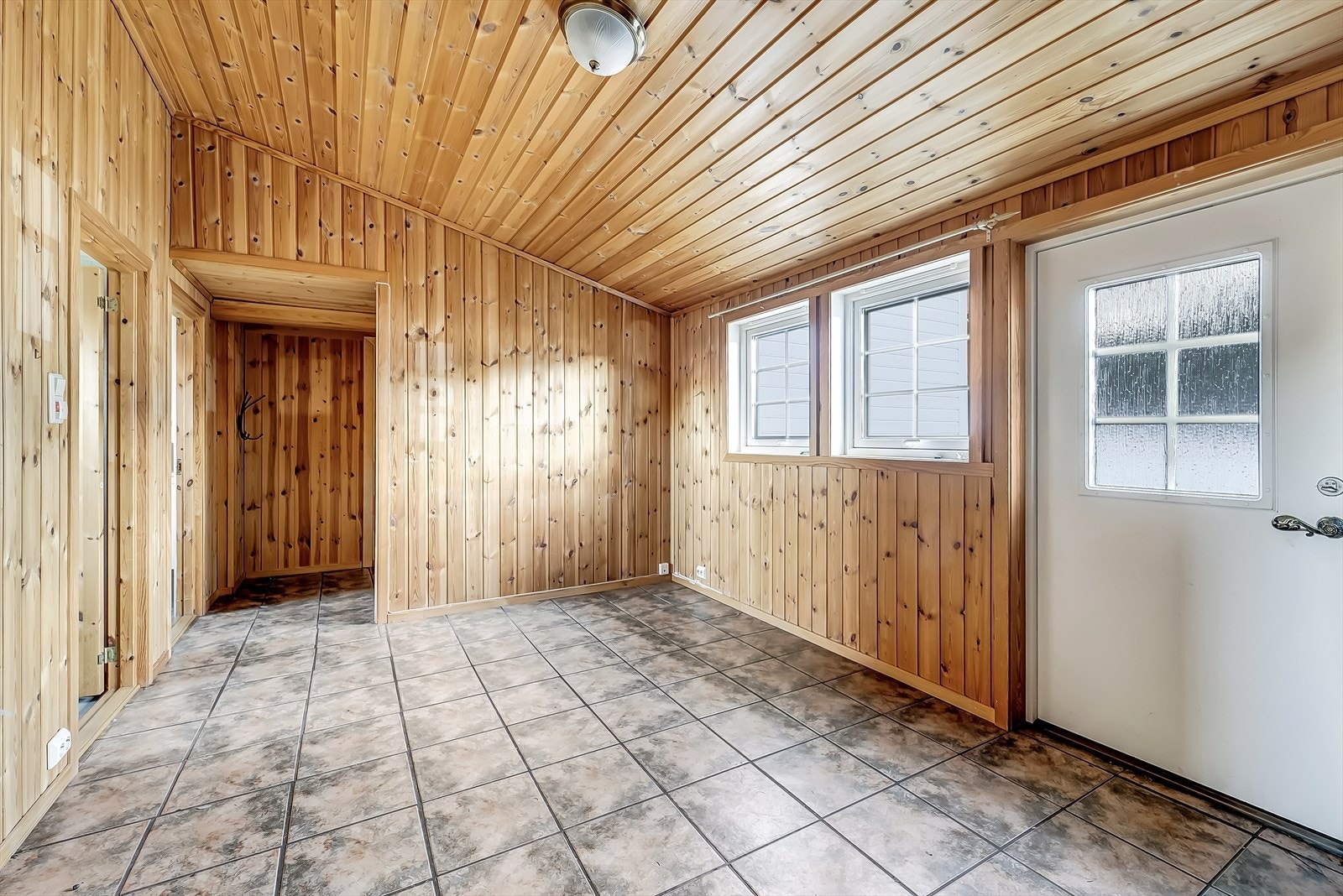 Entré (bi-inngang) Galleribilde