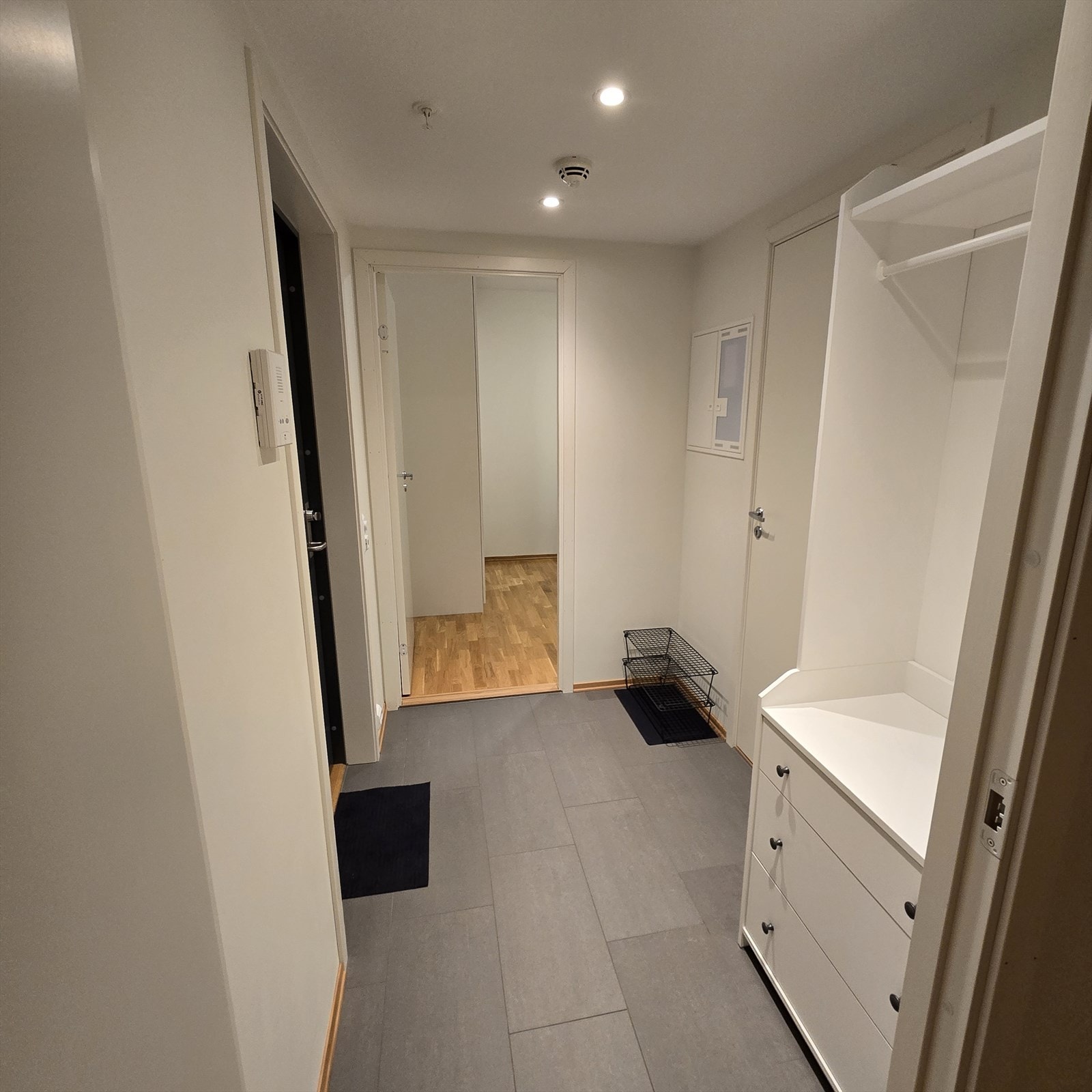 Borettslaget har en kollektiv avtale med Telenor for tv- og internett. Galleribilde