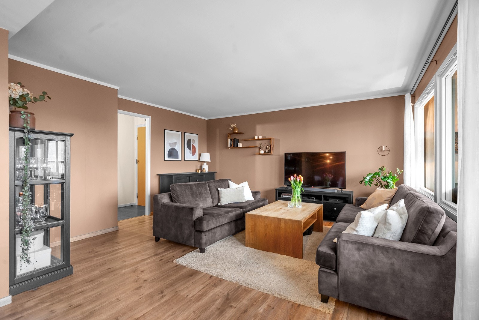 Velkommen til Skuteveien 6C presentert av Thomas Skraastad/Exbo Galleribilde