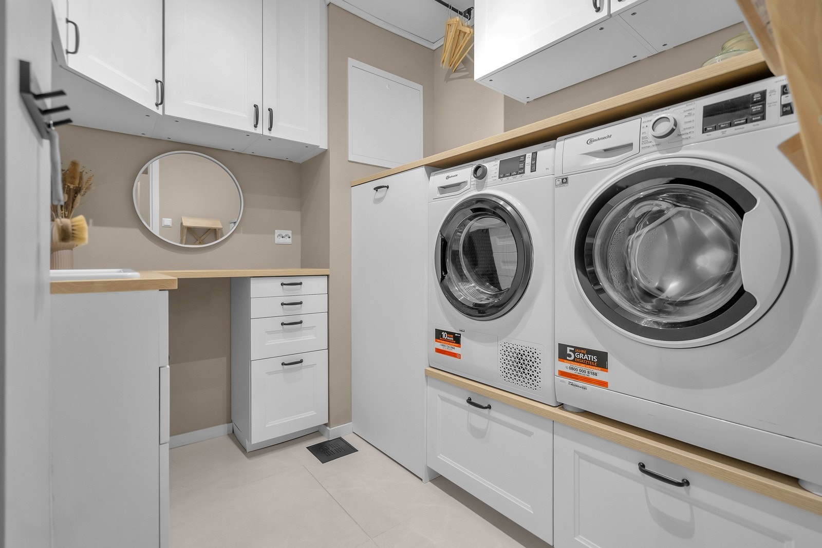 Meget praktisk og smart utnyttet vaskerom fra 2023. Galleribilde