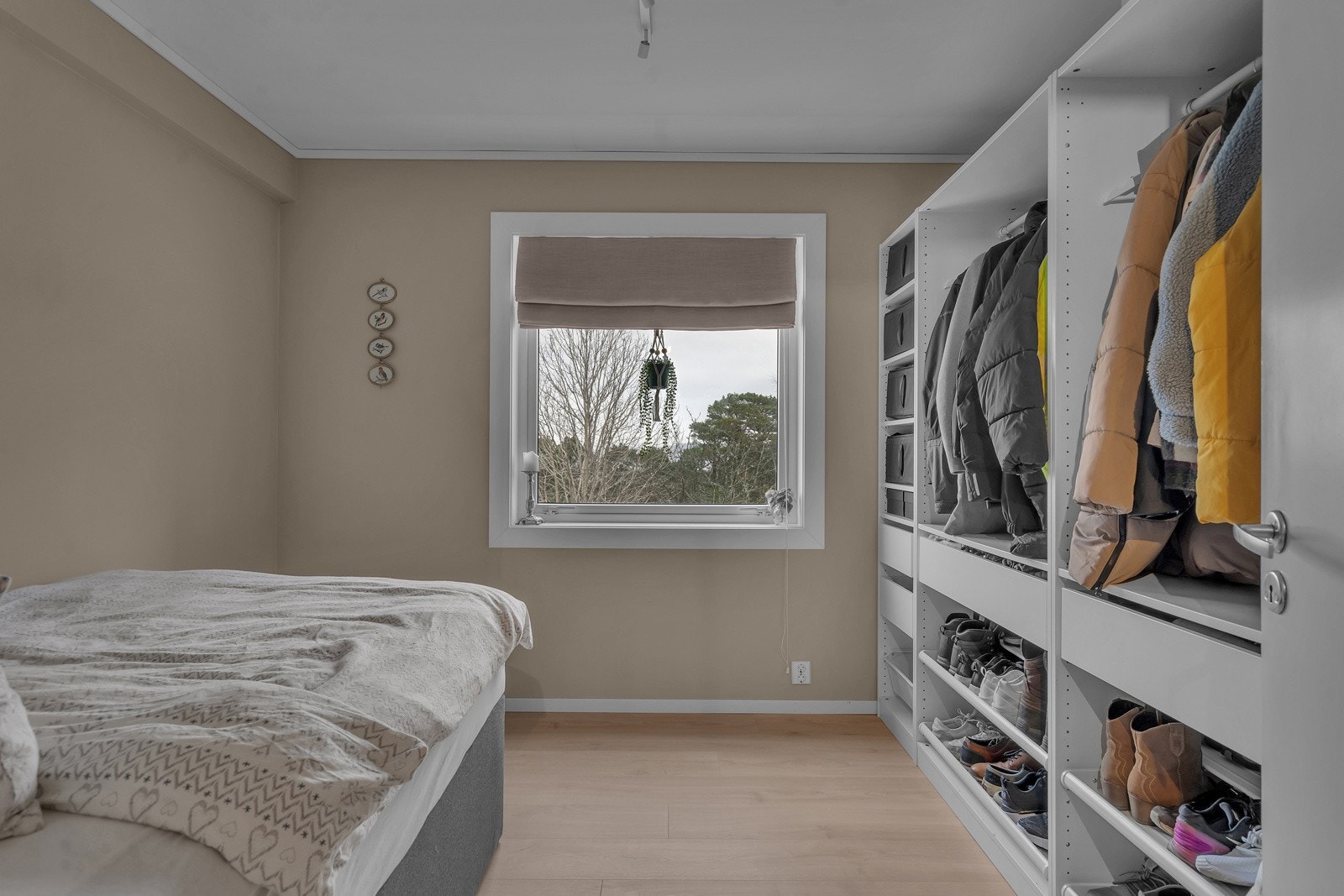 Soverom 2 er også av god størrelse. Galleribilde