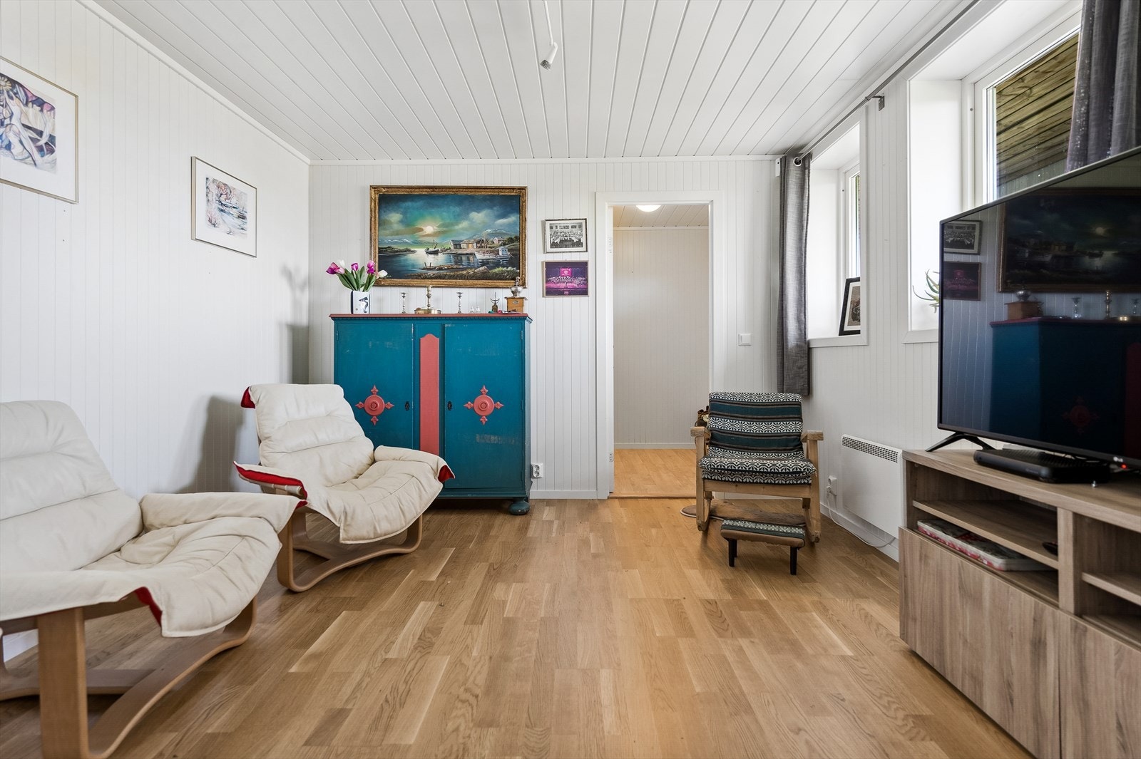 Godkjent soverom som benyttes som TV-rom i dag. Galleribilde