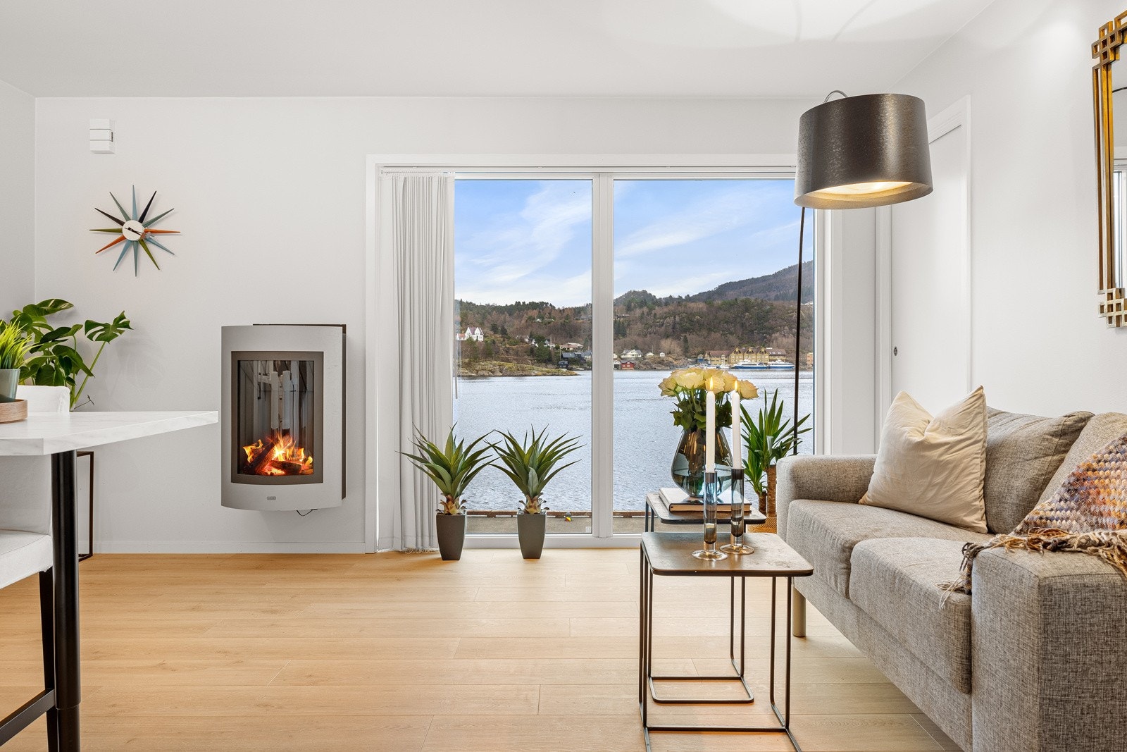 EIE eiendomsmegling har gleden av å presentere Tømmervågen 32 v/ Eivind Kalve! Galleribilde