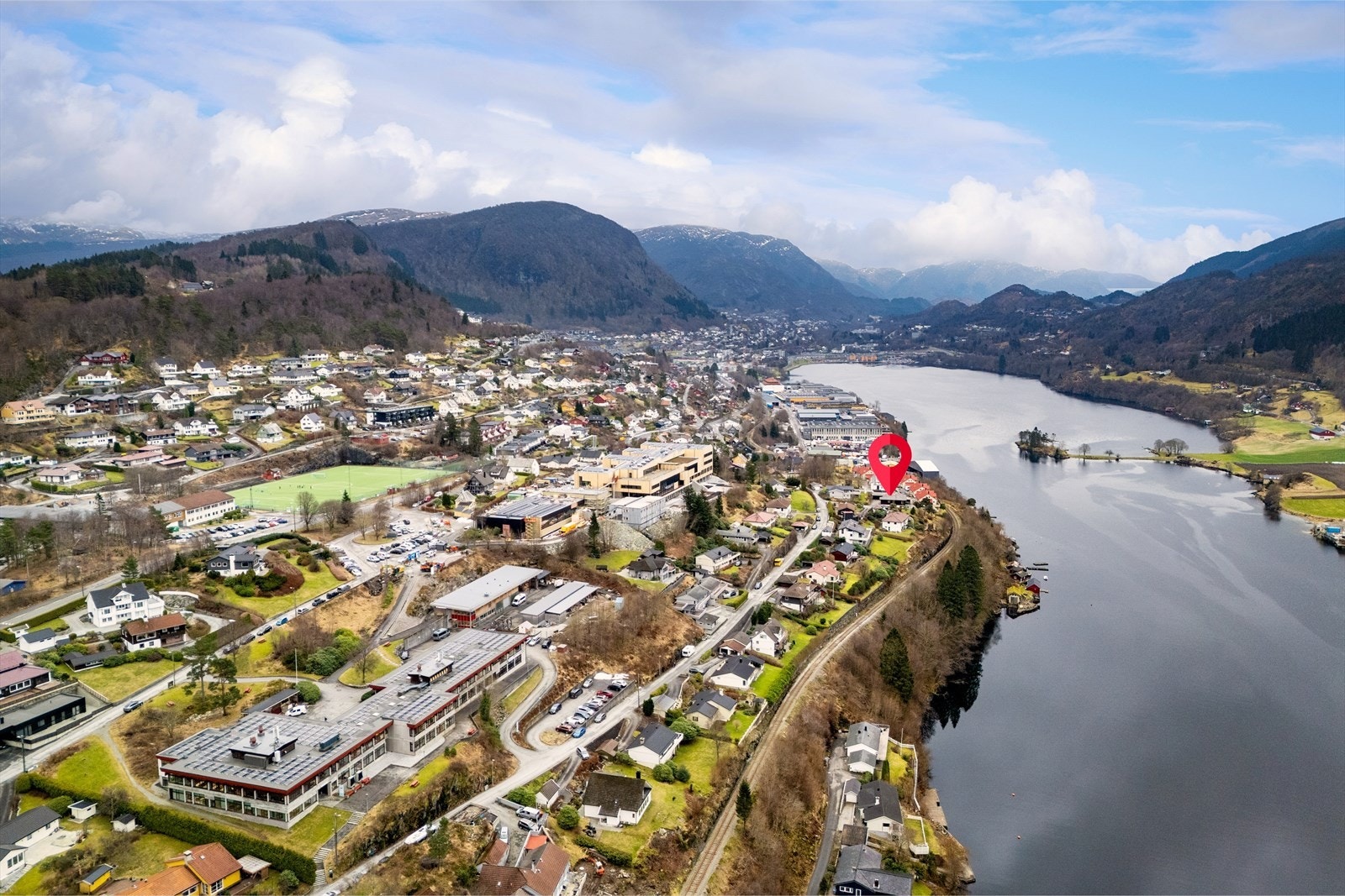 Meget rolig og barnevennlig beliggenhet på Garnes - Kort gangavstand til skoler og det aller meste! Galleribilde