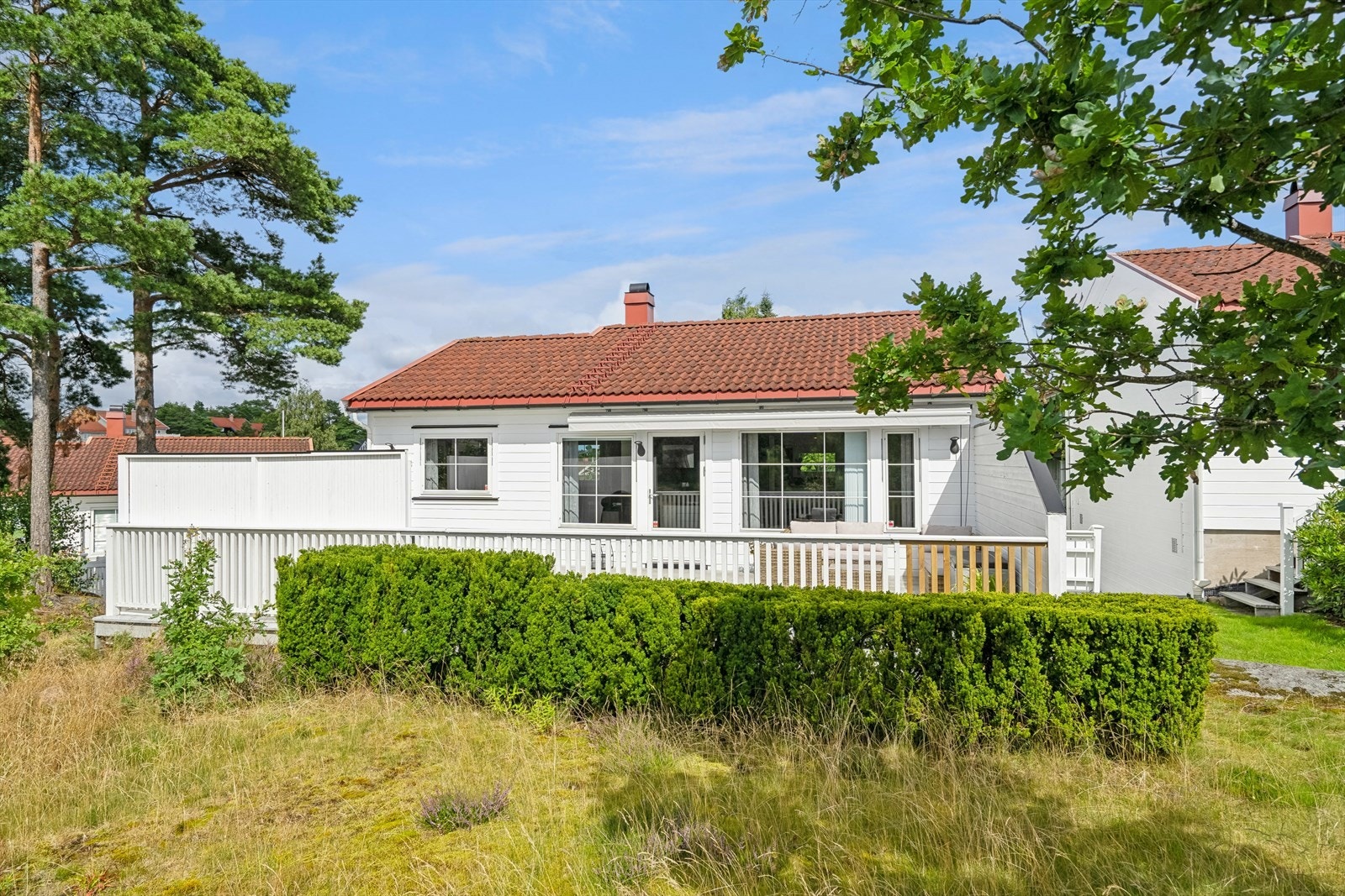 I andre etasje har du en veranda du vil kose deg gløgg med 6-7 måneder i året Galleribilde