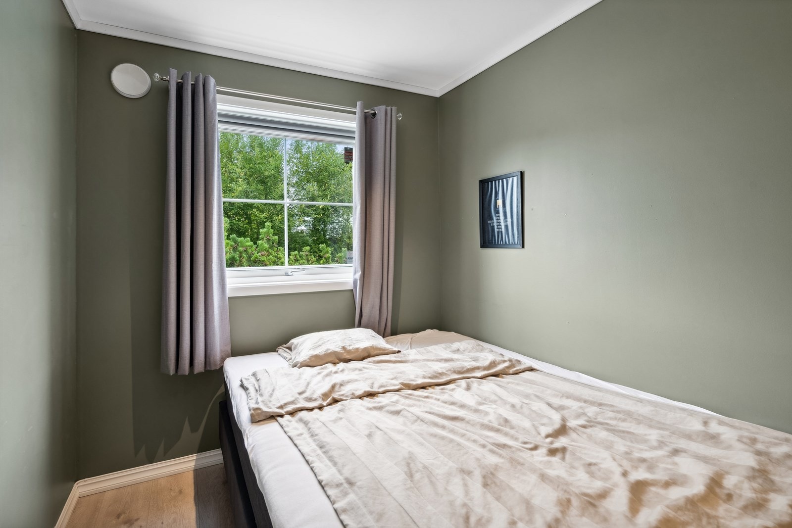 Soverom 3 med samme farge som i soverom 2 Galleribilde