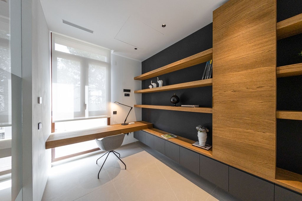 Office / study with glass walls Galleribilde