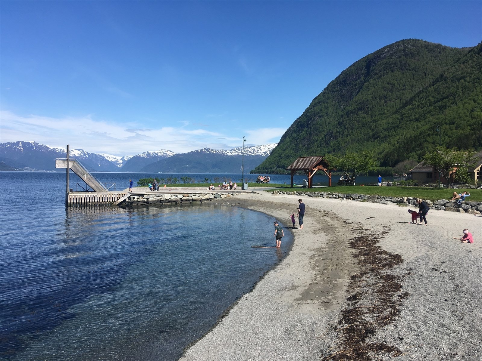 Kort vei fra tomten er det flere flotte bademuligheter. Galleribilde