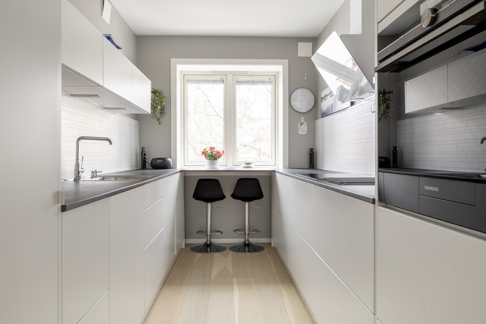 Touchfronter med elektrisk lukking/åpning. Galleribilde