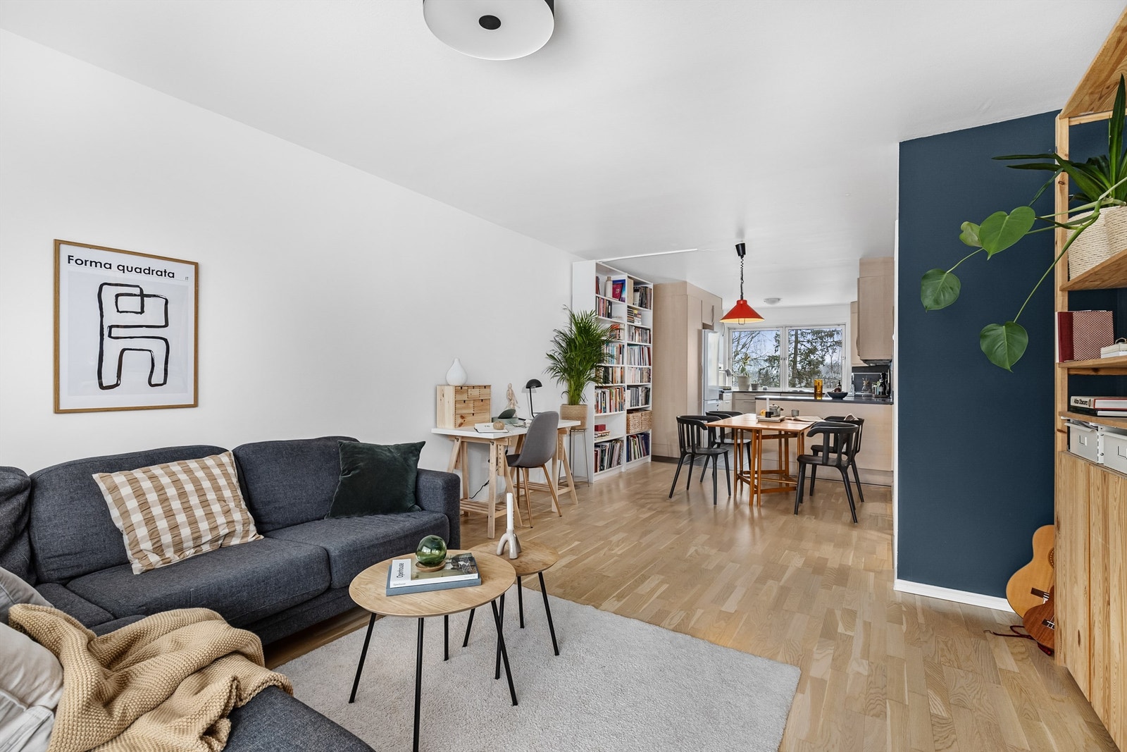 Robin Lauritzen v/ Eiendomsmegler Krogsveen har gleden av å presentere Henrik Sørensens vei 16! Galleribilde