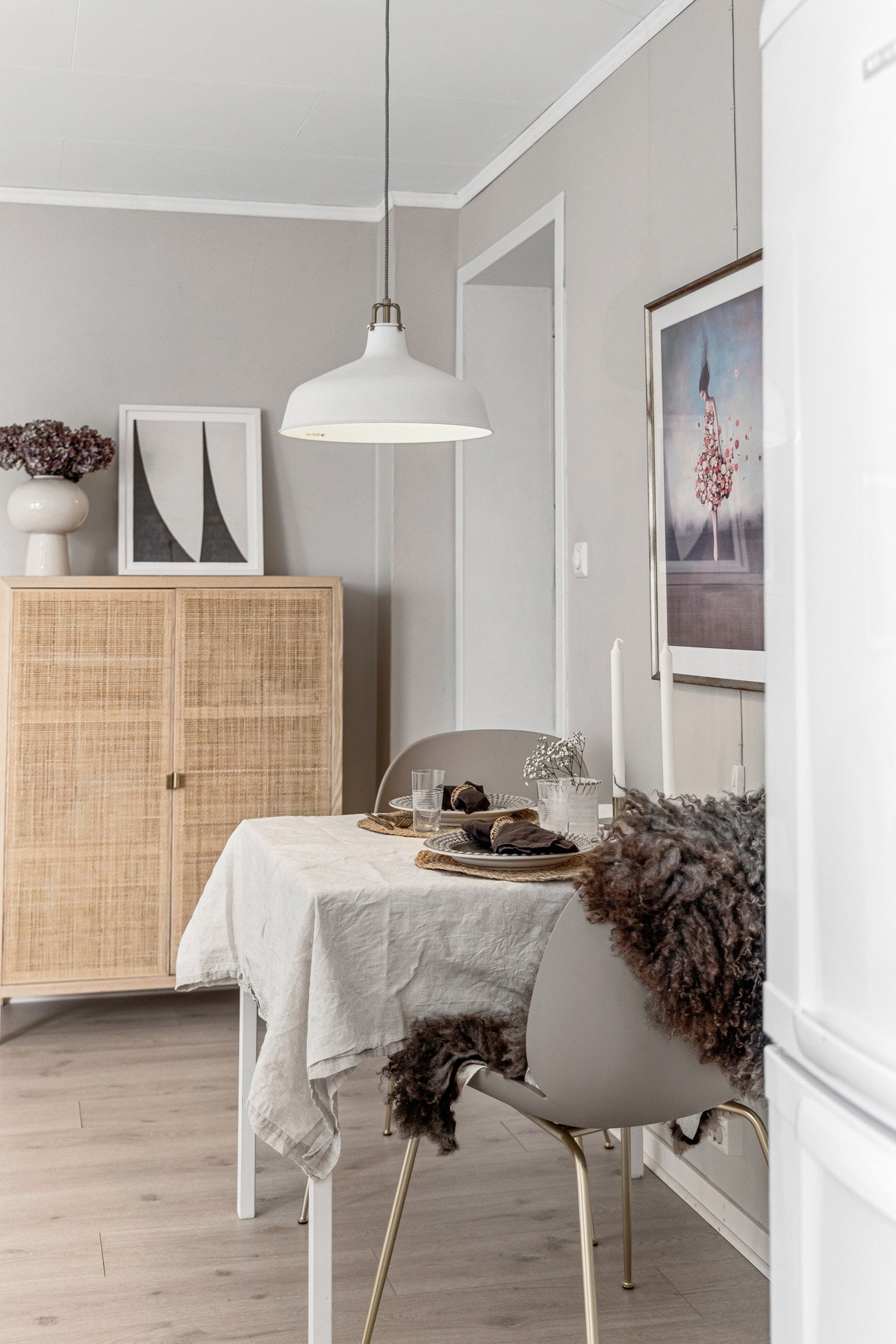 God plass til trivelig spiseseksjon. Galleribilde