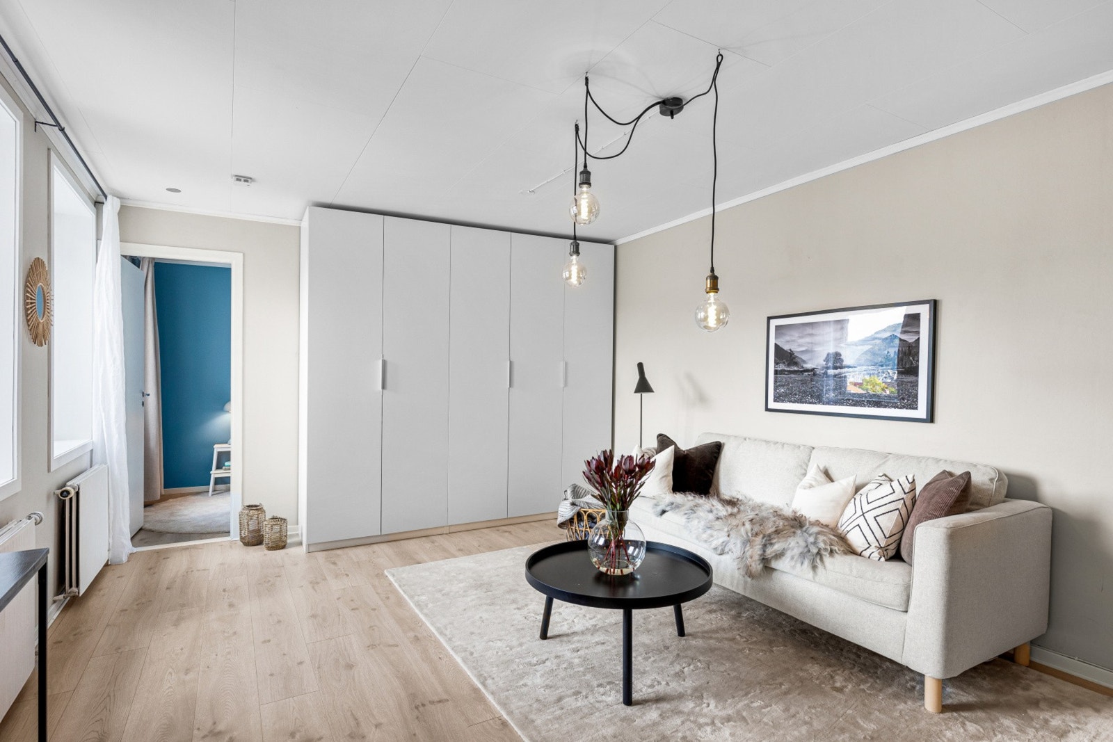 Her får du en lys og godt utnyttet leilighet på 41 kvm. Stilren og lett å innrede. Galleribilde