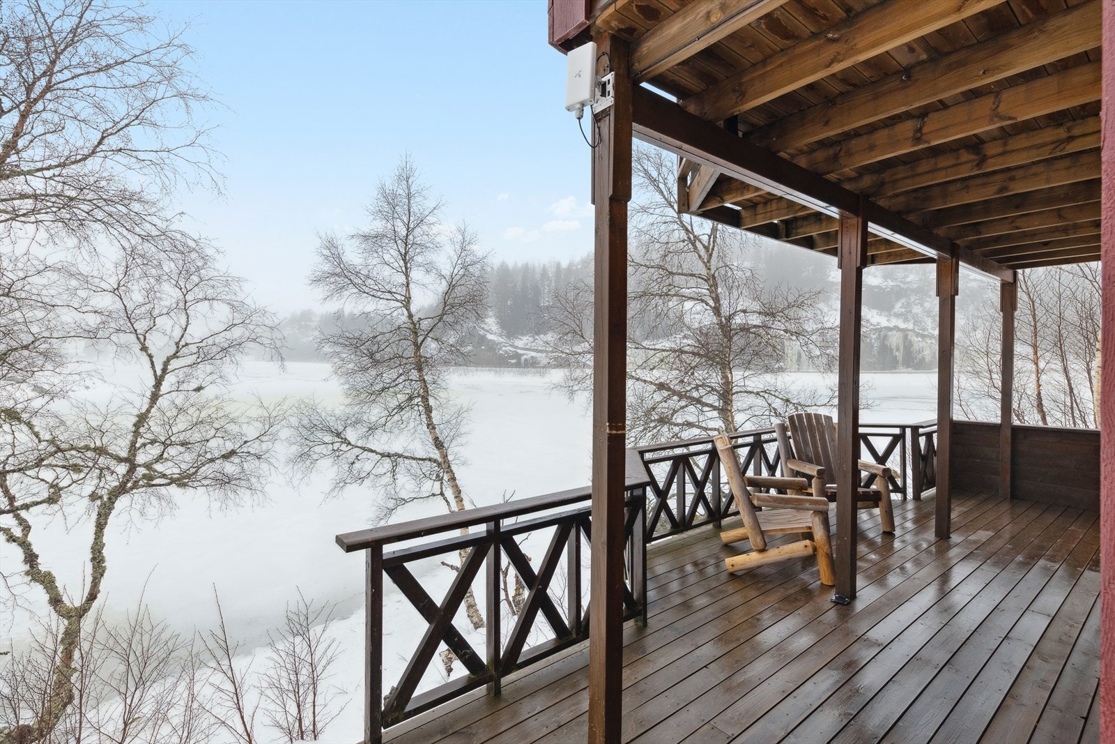 Vestvendt terrasse med gode solforhold. Galleribilde